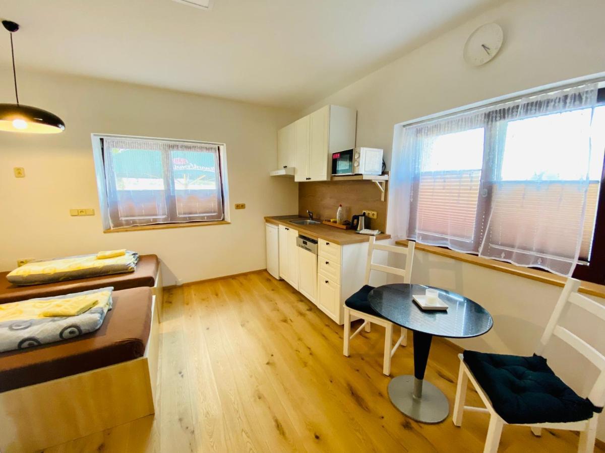 Apartmany Kadlecu فولاري المظهر الخارجي الصورة