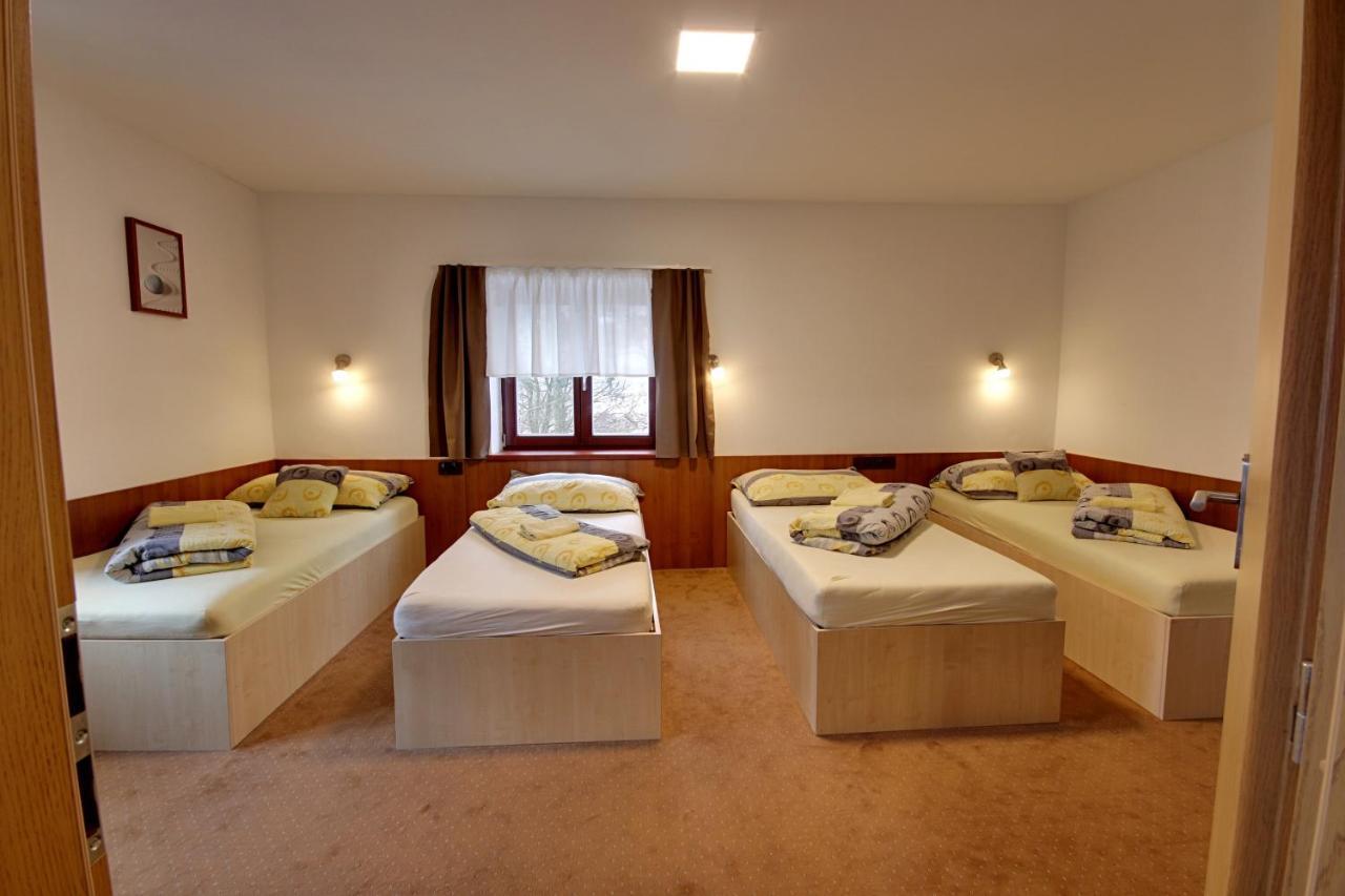 Apartmany Kadlecu فولاري المظهر الخارجي الصورة