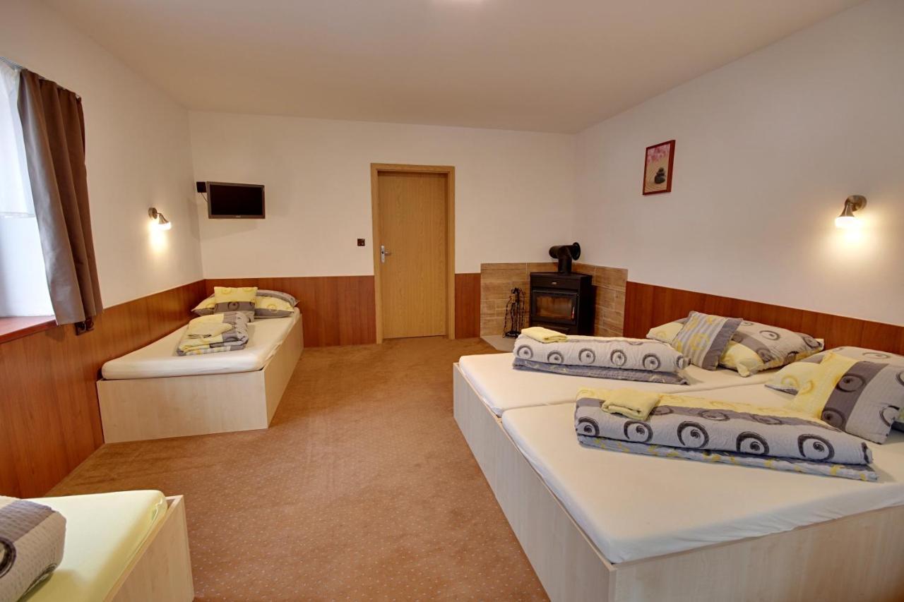 Apartmany Kadlecu فولاري المظهر الخارجي الصورة